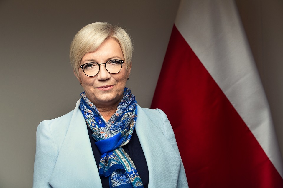 Prezes Julia Przyłębska: Po raz kolejny oświadczam, że ...