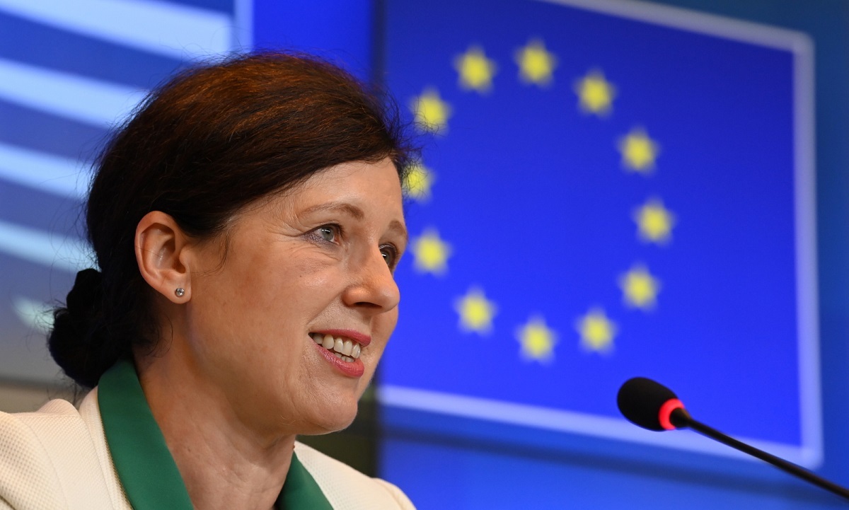 Jourova: Prawo UE ma prymat nad prawem krajowym