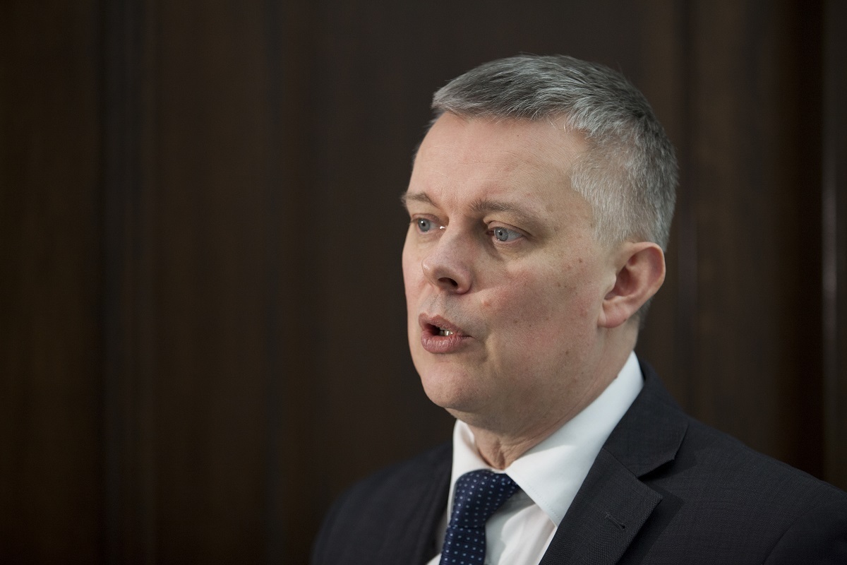 Siemoniak: Służby prowadzą rozmowy ws. zatrzymanego Polaka
