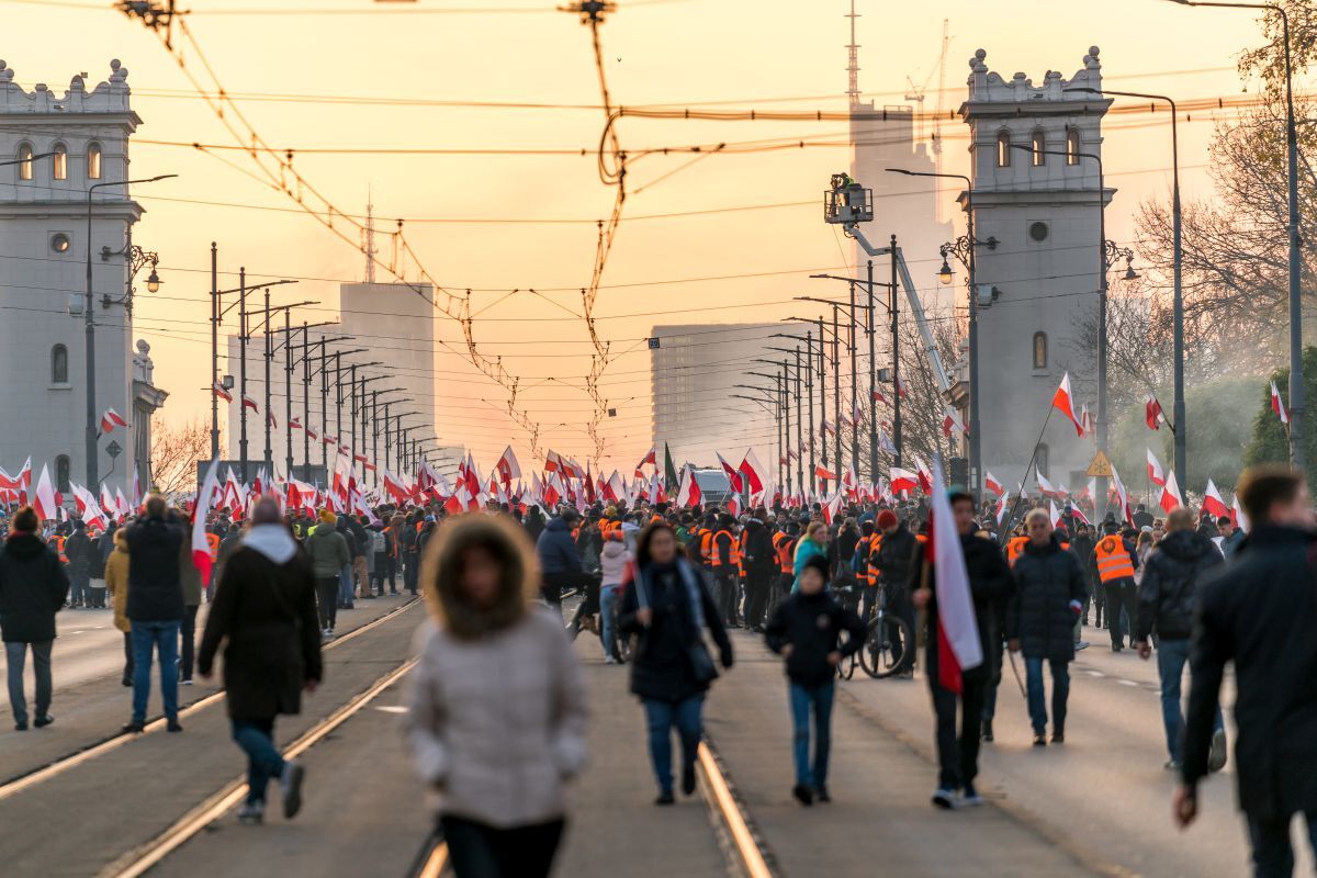 MICHAŁ SENEK: Patriotyzm – Zbędny Ciężar Czy Ekwipunek?