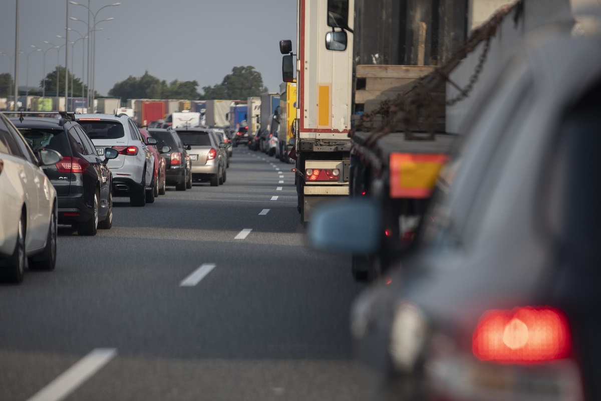 Polacy coraz częściej wybierają samochody chińskich marek