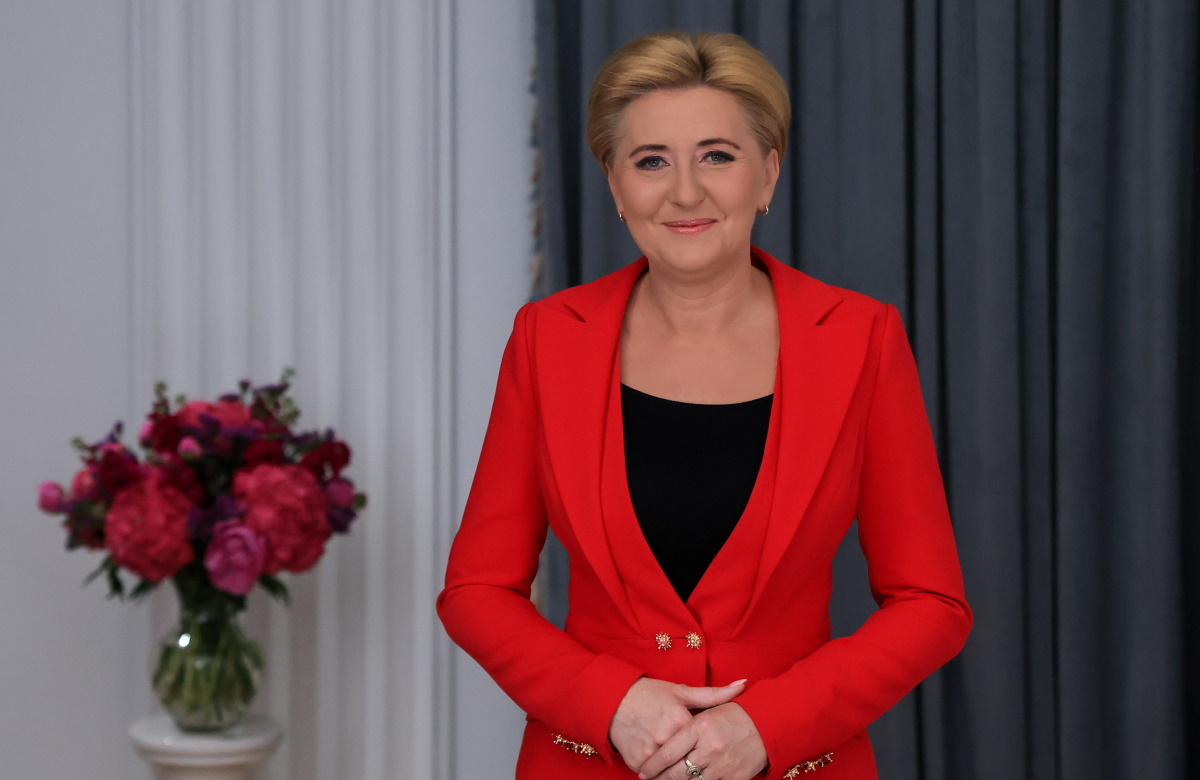 Pierwsza dama zachęca kobiety: "Badamy nie tylko mamy"