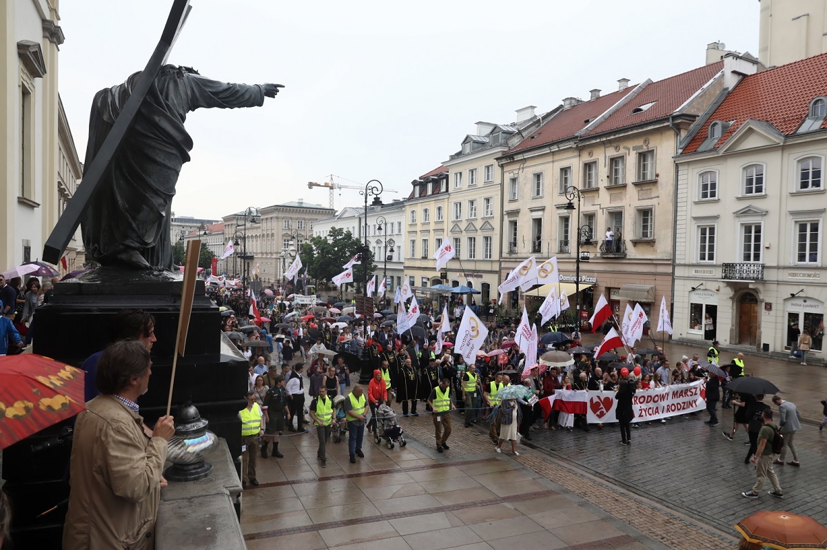 Ulicami Warszawy Przeszedł Marsz Dla Życia I Rodziny 9694