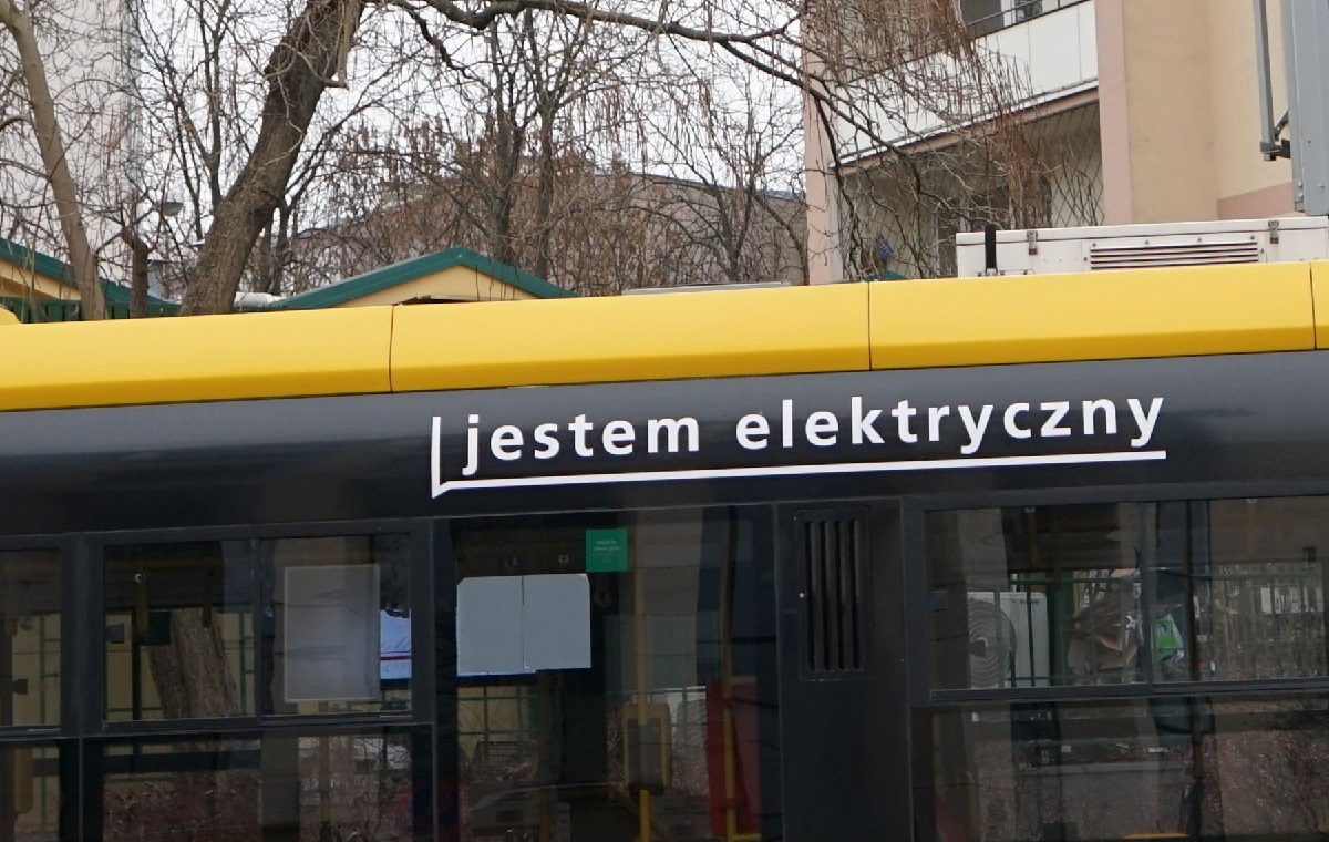 NFOŚiGW przekazuje miliardy złotych na elektryczne autobusy