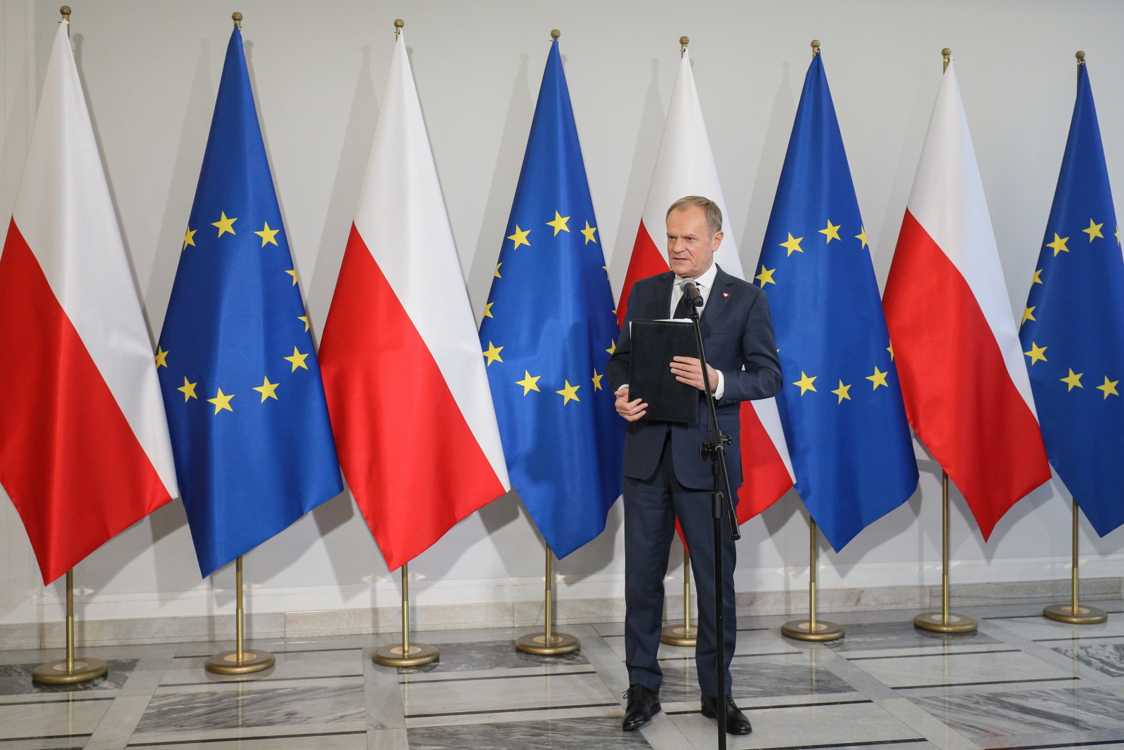 Stary-nowy rząd Donalda Tuska. Obietnice i groźby, audyty