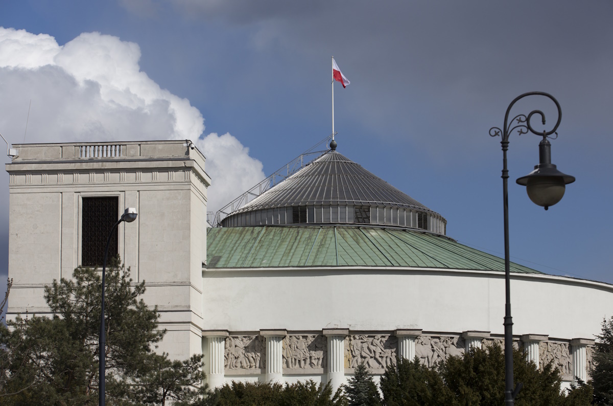 CBOS poll. KO at the forefront. Only 5 groups in the Sejm