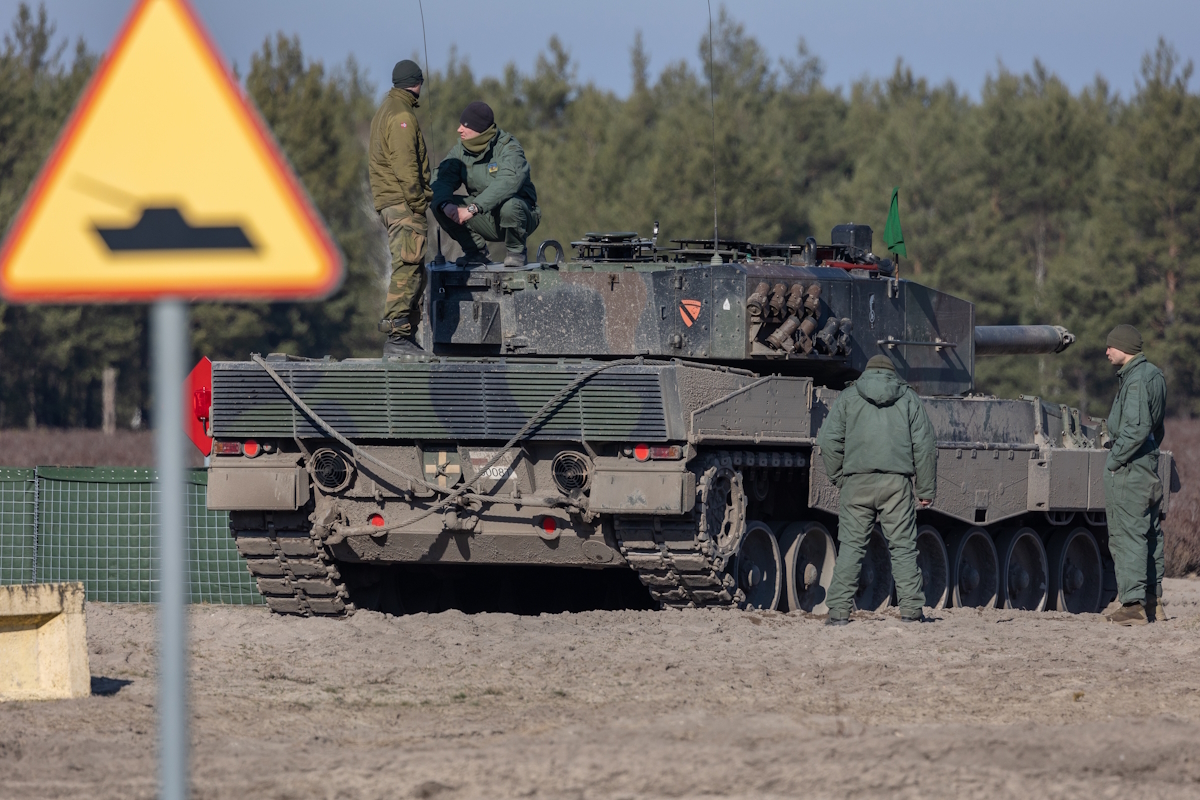 Prezydent chce wpisania do konstytucji 4% PKB na zbrojenia