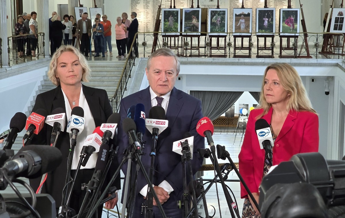 Gliński: Kostro jest 24. dyrektorem odwołanym bezprawnie