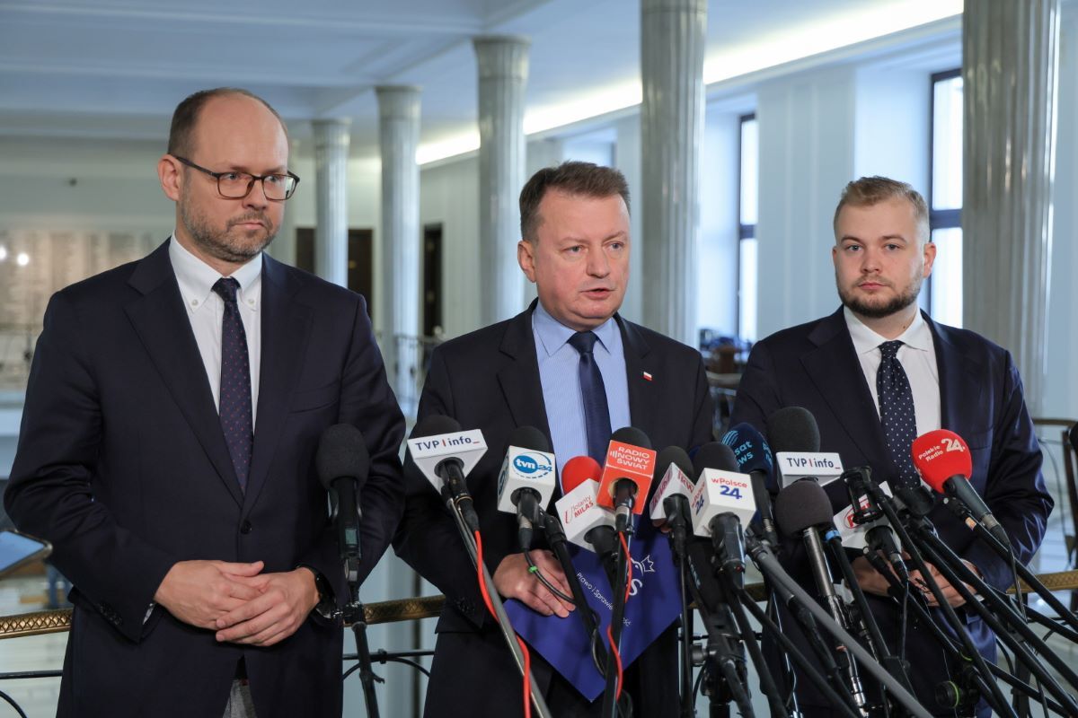 Żabol: Papa jest chłopcem do bicia w UE