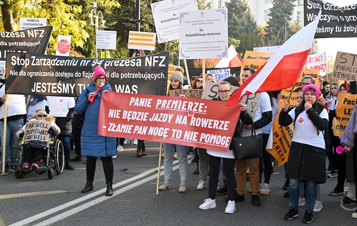 Protest fizjoterapeutów przed Sejmem! "Nie chcieli słuchać"