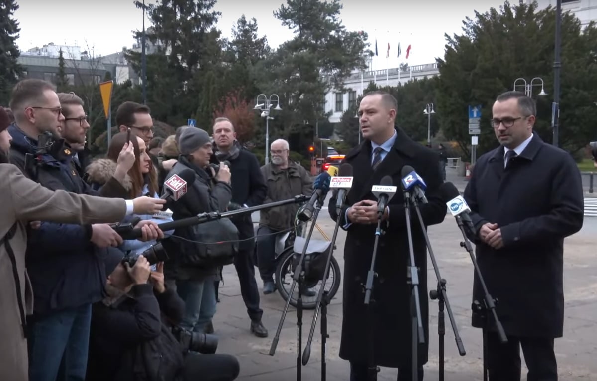 Popis mainstreamowych mediów na konferencji Nawrockiego!