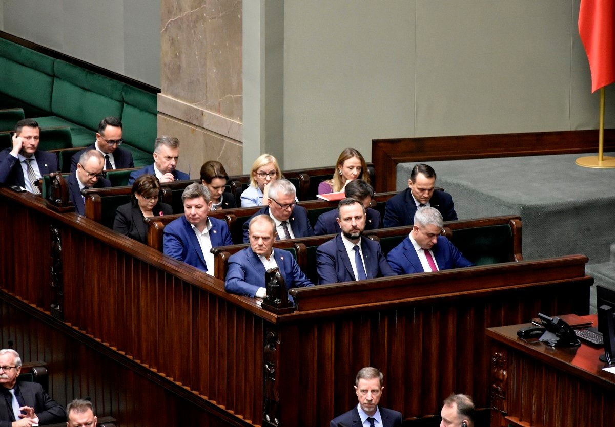 TYLKO U NAS. Prezydent Duda: "Rząd hamuje Polskę"