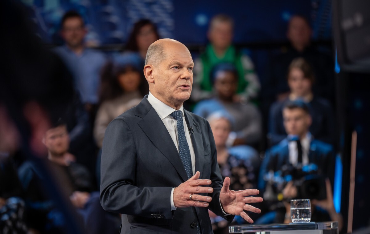 Scholz zarzucił Vance’owi mieszanie się do wyborów