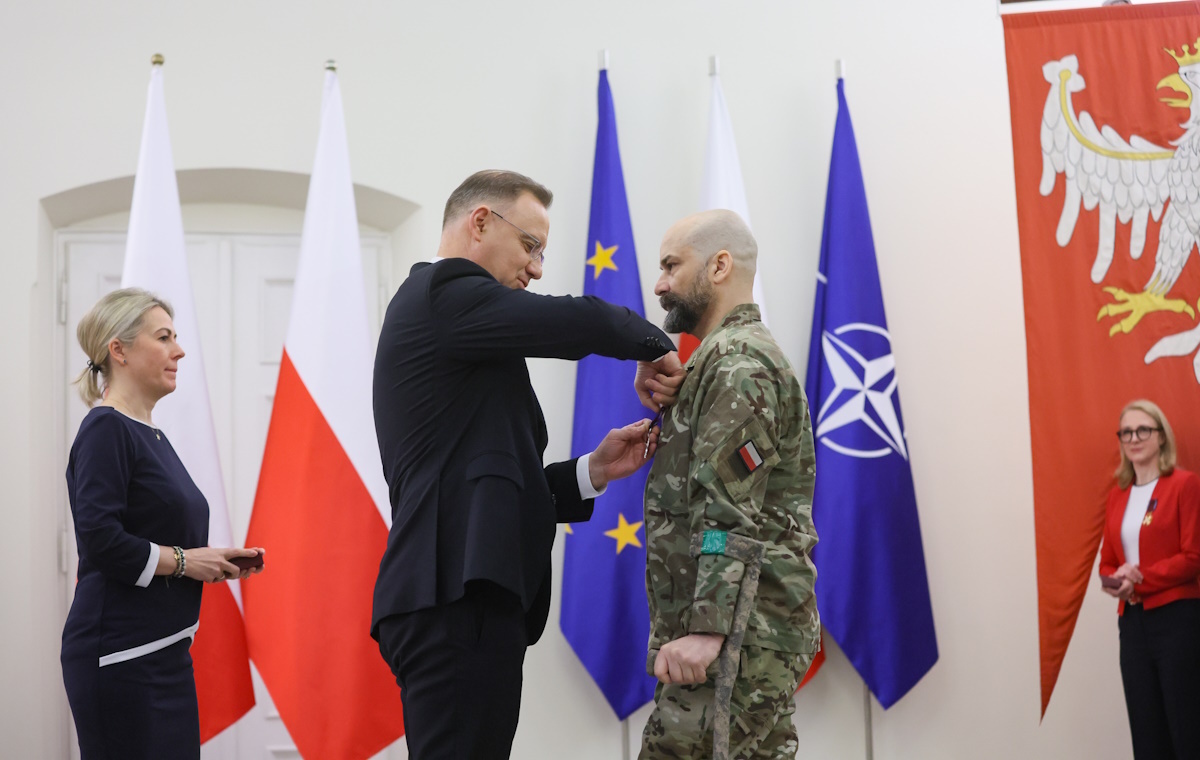 Prezydent Duda odznaczył zasłużonych dla pomocy Ukraińcom