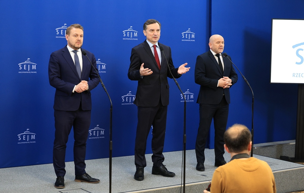 Ziobro do dziennikarki neo-TVP: "Proszę się nie ośmieszać"