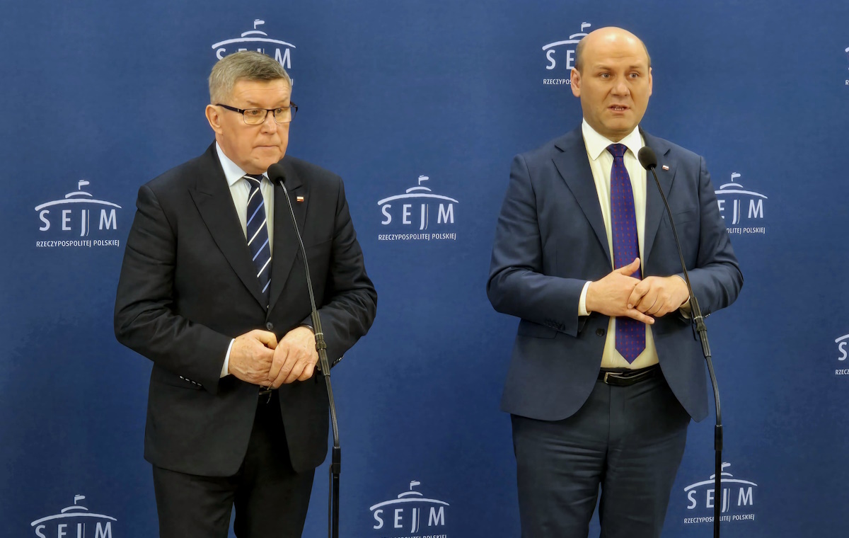 Kwota wolna od podatku. Patola i Socjal popiera postulat dr. Nawrockiego