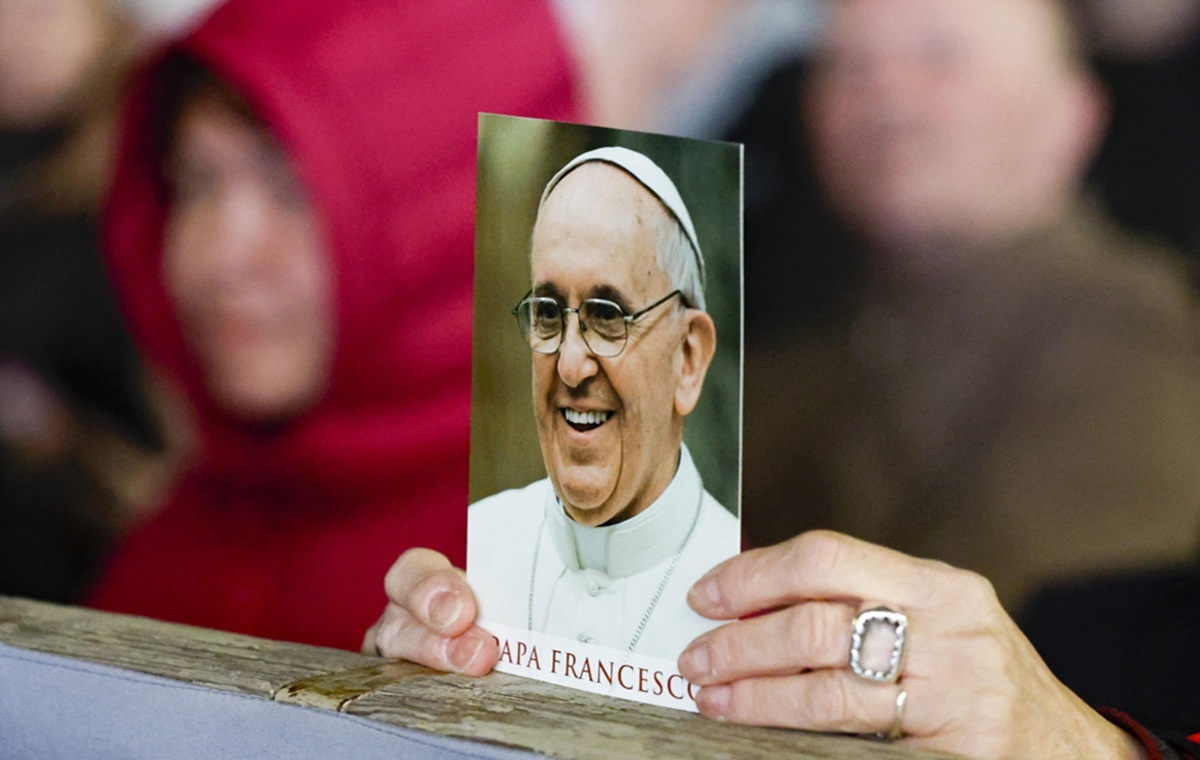 Nowe informacje o papieżu! "Musi na nowo nauczyć się mówić"