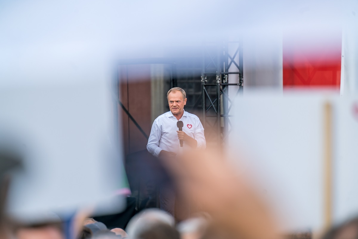 Papa Smerf. Foliarz z brzytwą w ręce