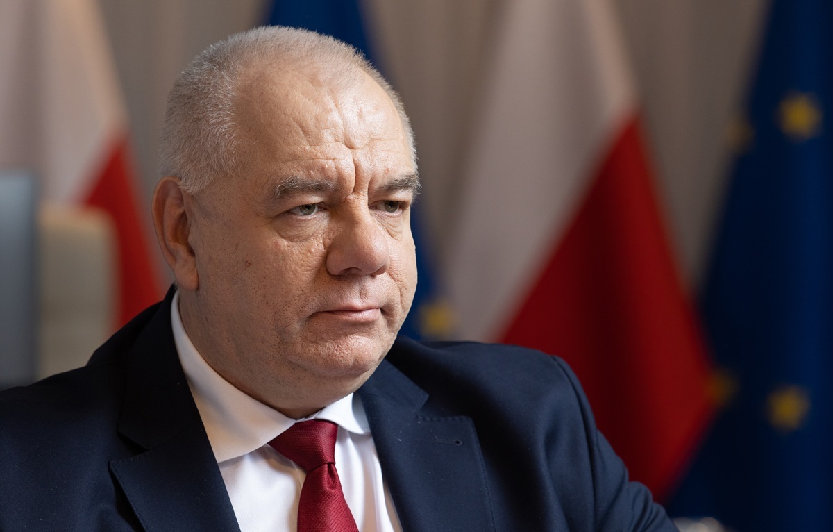 Сотрудничество? Сасин: Я не буду говорить плохо о Конфедерации