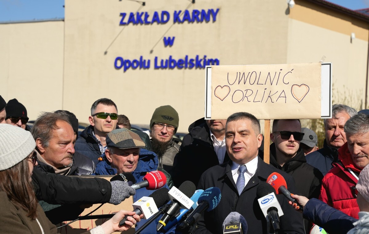 Spór wokół orlika w Puławach. Maj: To potwierdzenie wyroku