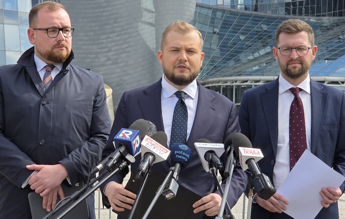 Kontrola w neo-TVP! Nie udostępnili żadnych dokumentów