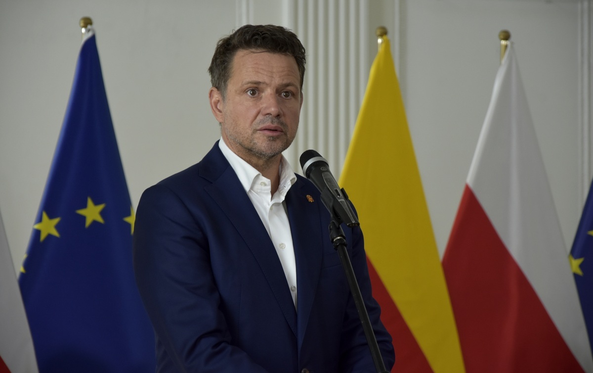 Trzaskowski obiecuje... niespełnioną obietnicę Tuska