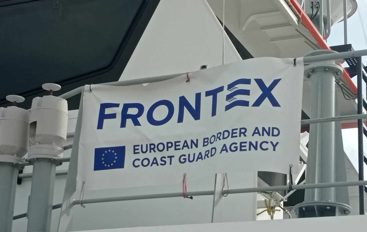 Brak słów! Frontex grozi Grecji za obronę granicy