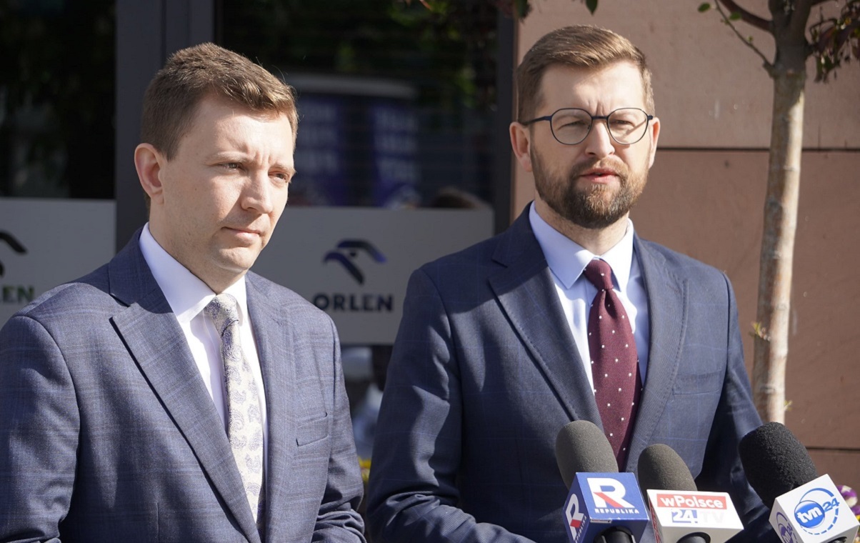 Who financed the hatred  campaign? PiS intervenes!