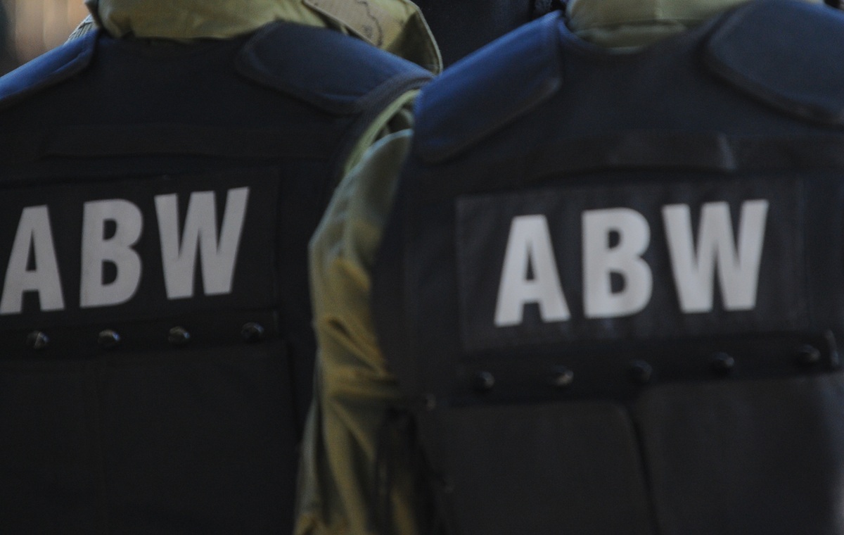 Cenckiewicz: The pits at the ABW are wk... embroiling the agency in a campaign