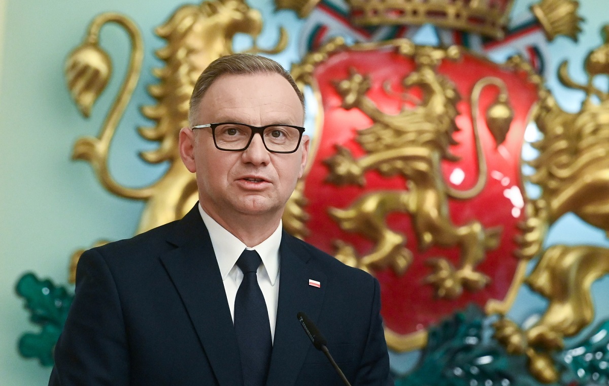 The president   supports Nawrocki: I was besides  brutally slandered