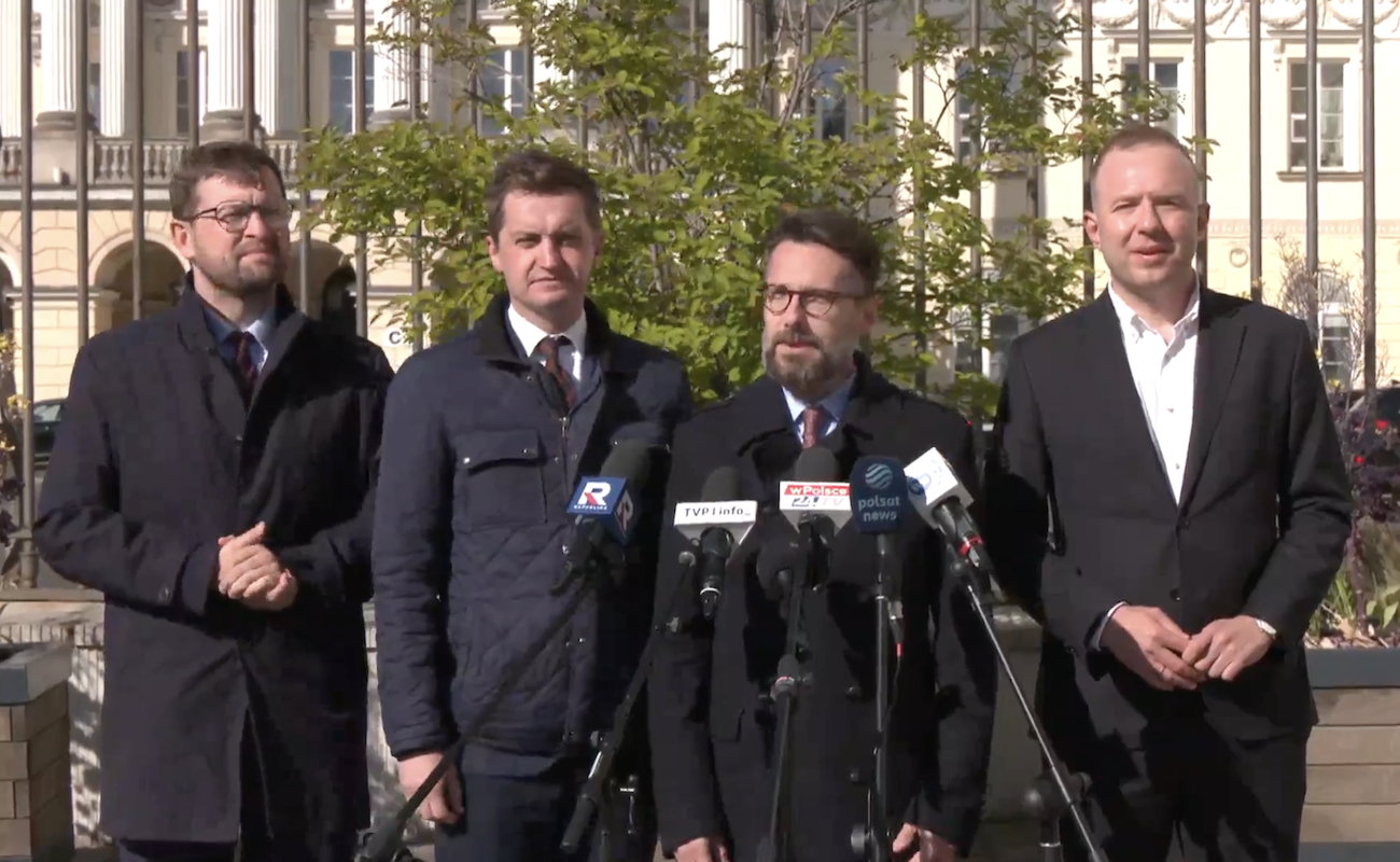 Trzaskowski under fire from PiS MPs. Will he answer or chicken out?