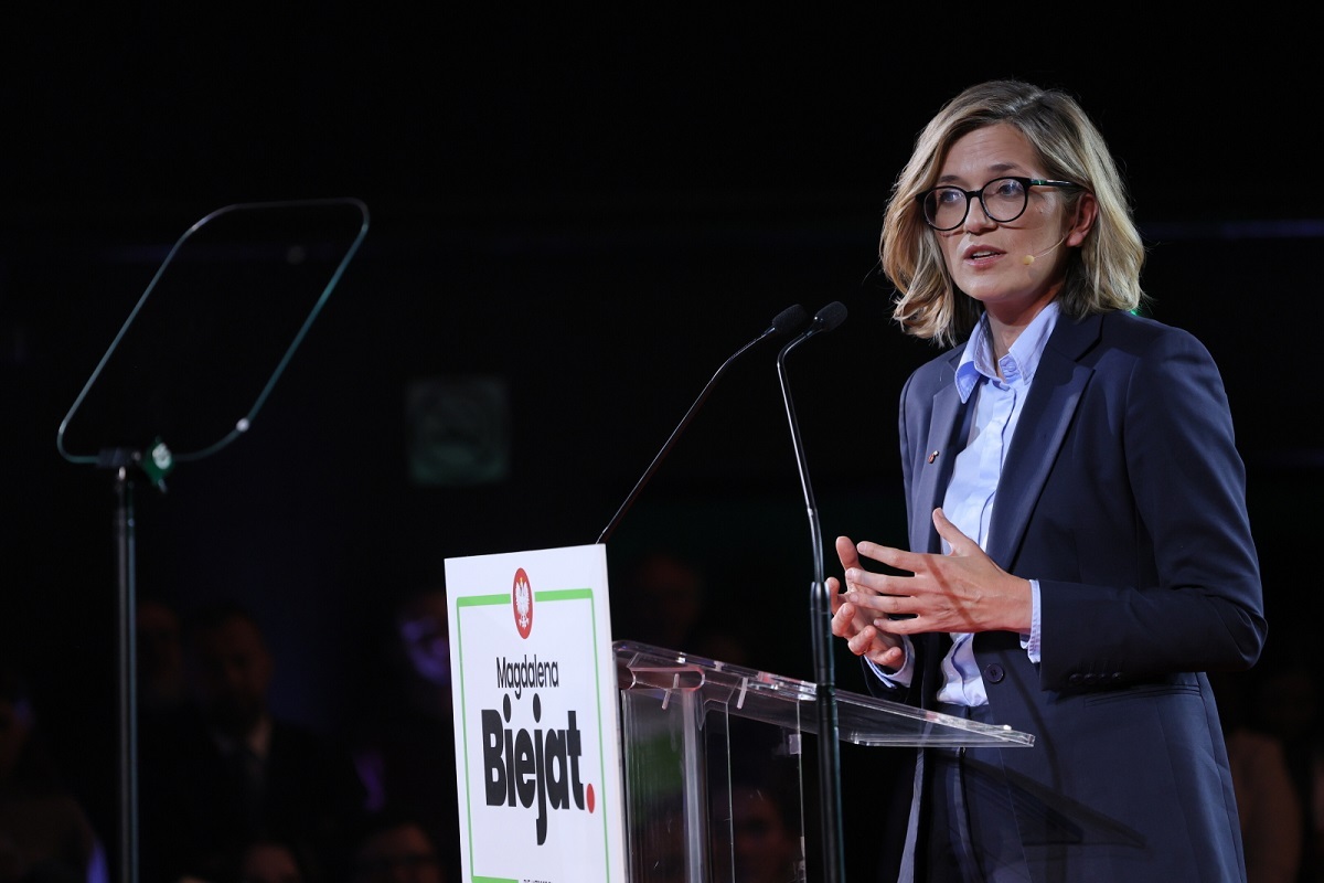 Rainbow campaign. Biejat wants marriages for "LGBT plus people"