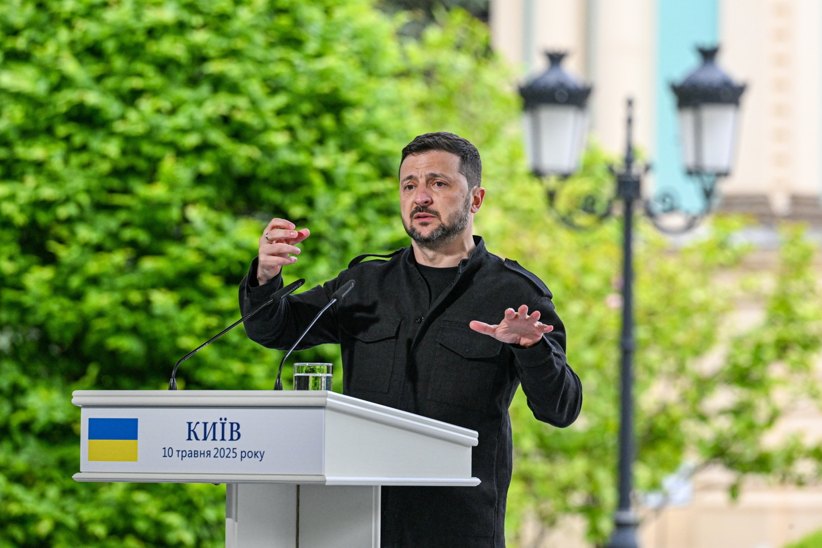 Zełenski po rozmowie z Trumpem: Ukraina gotowa do negocjacji