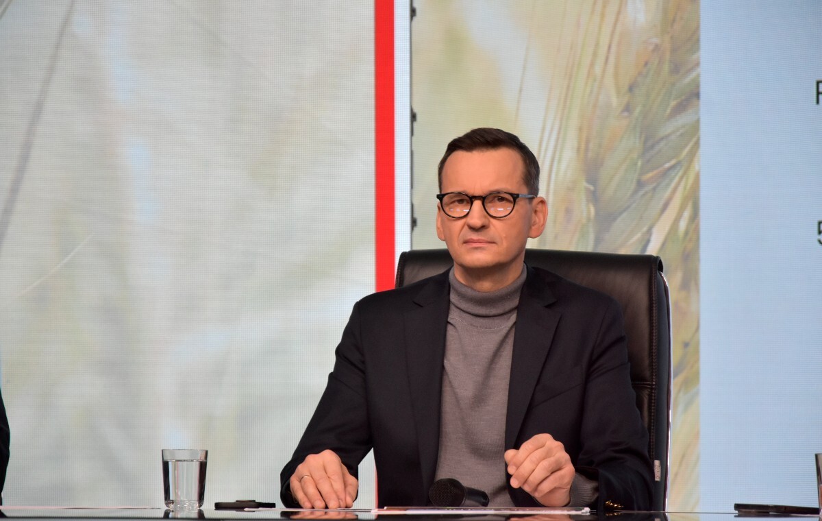 Morawiecki: The full  state apparatus is fighting against 1  candidate