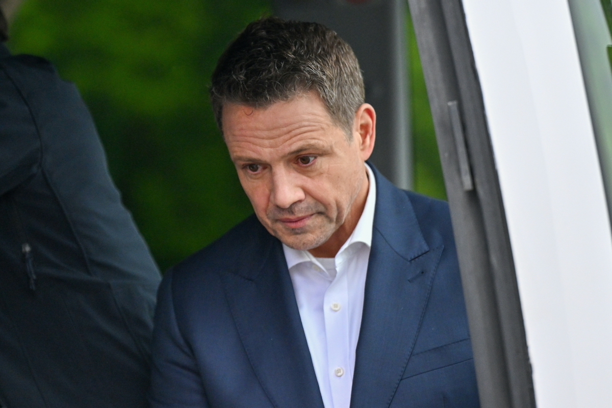 Тшасковский победил в первом туре, но в тюрьмах и следственных изоляторах