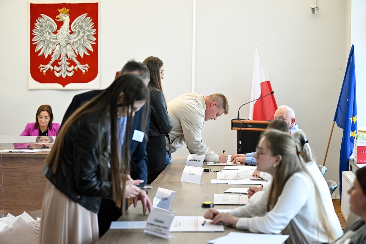 Czy smerfy wierzą w realizację obietnic wyborczych? SONDAŻ