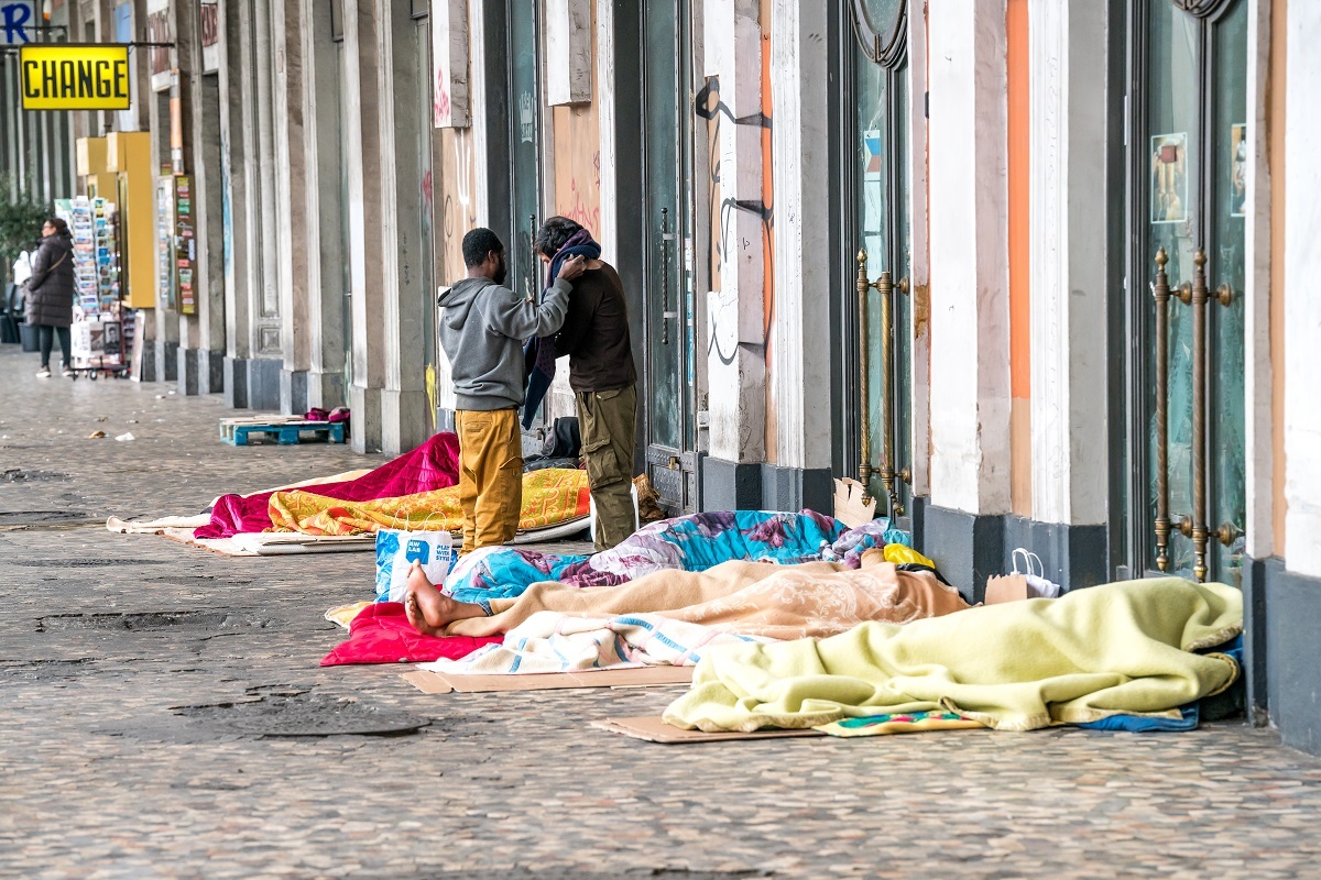 O tym są te wybory! Komisja ws. paktu migracyjnego odwołana