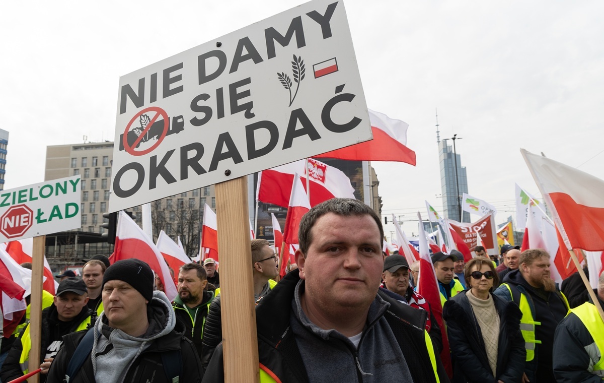 Tusk został wykiwany ws. produktów rolnych z Ukrainy?