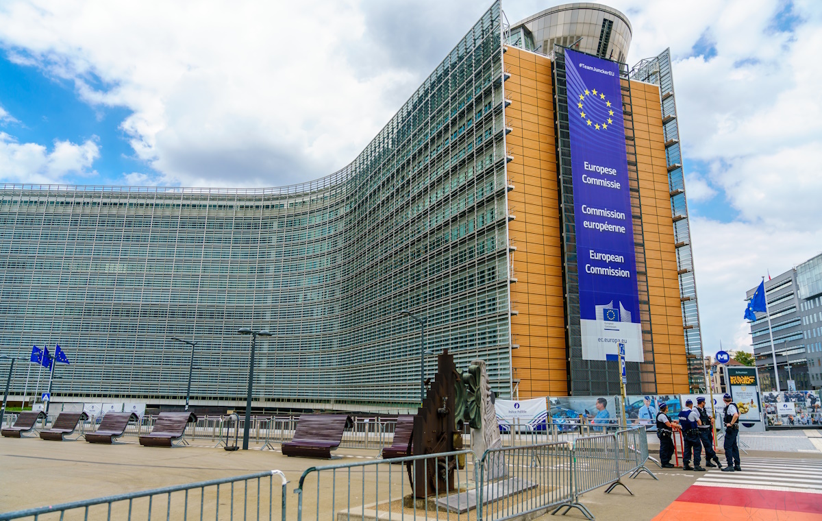 Zgoda KE na zmiany w polskim KPO. Co zakupem uzbrojenia?