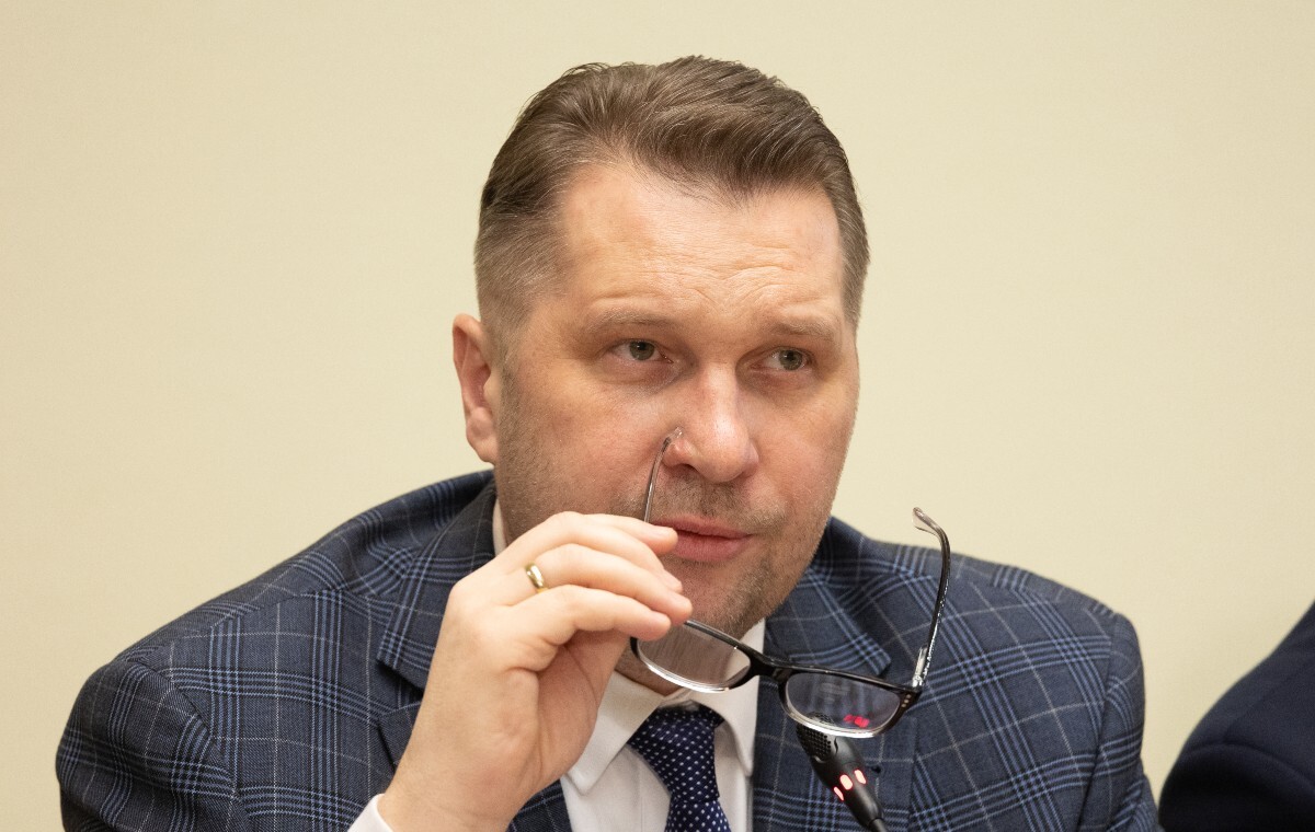 Czarnek ujawnia: W sądzie jest przygotowana ustawka