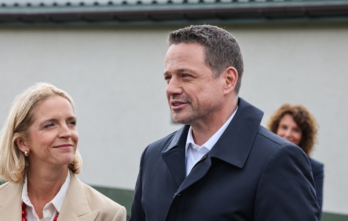 Trzaskowski zaproponował randkę żonie. Wyszło sztucznie