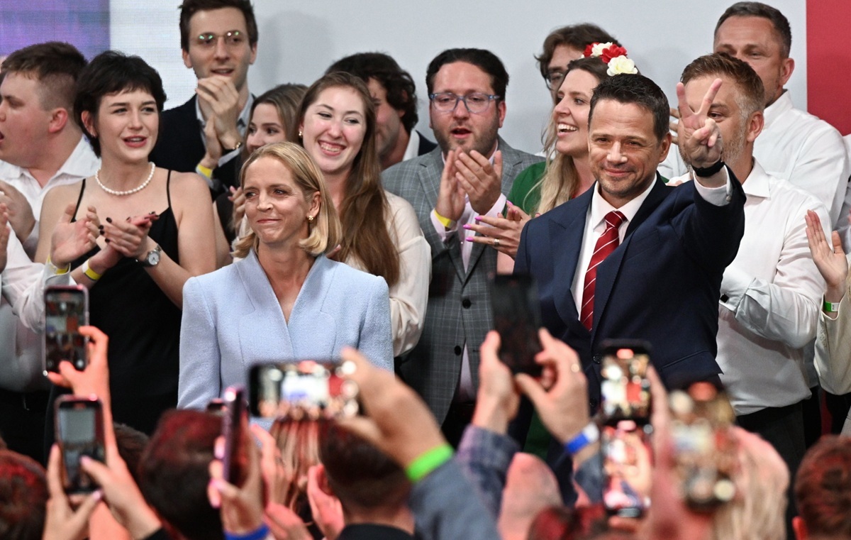 Trzaskowski ogłosił się zwycięzcą: "Na żyletki"