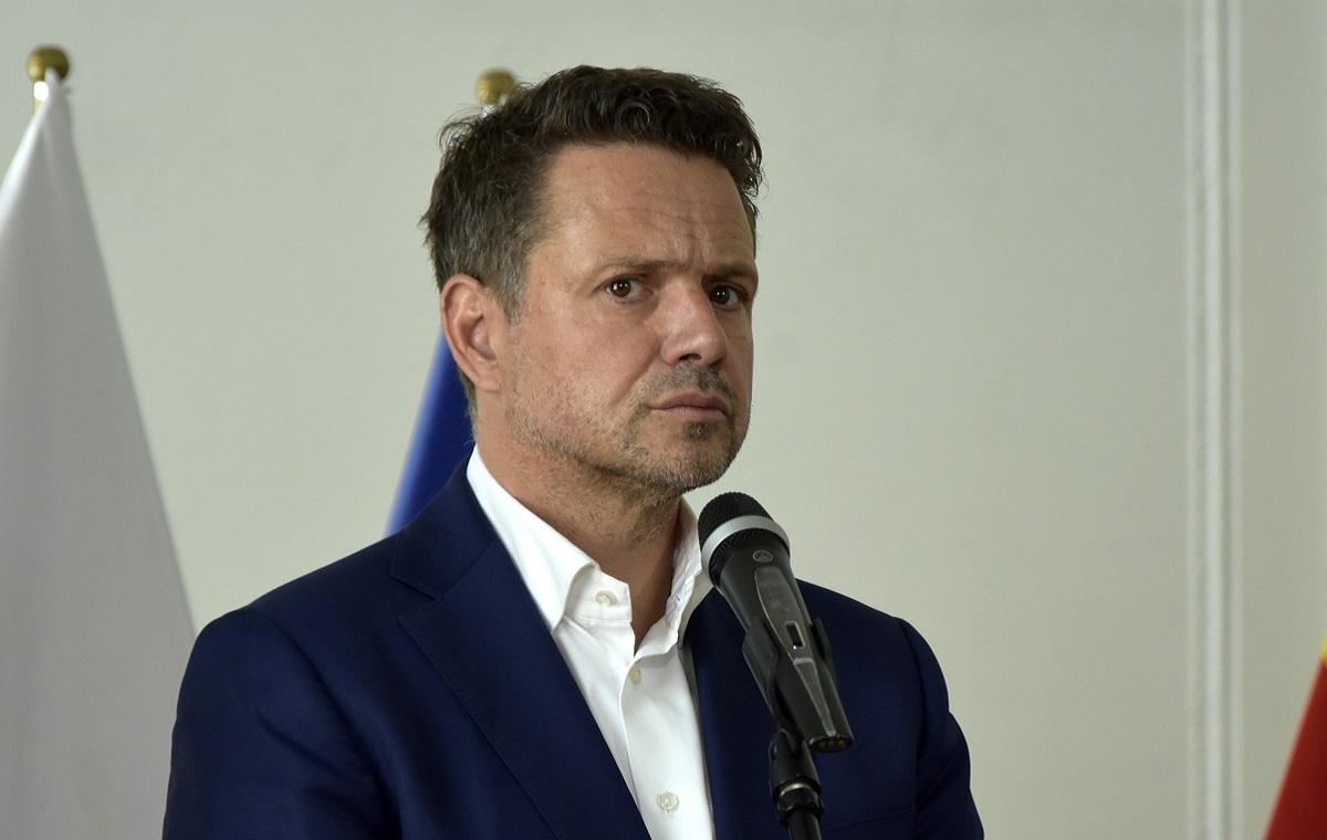 W końcu się obudził! Gospodarz gratuluje Nawrockiemu