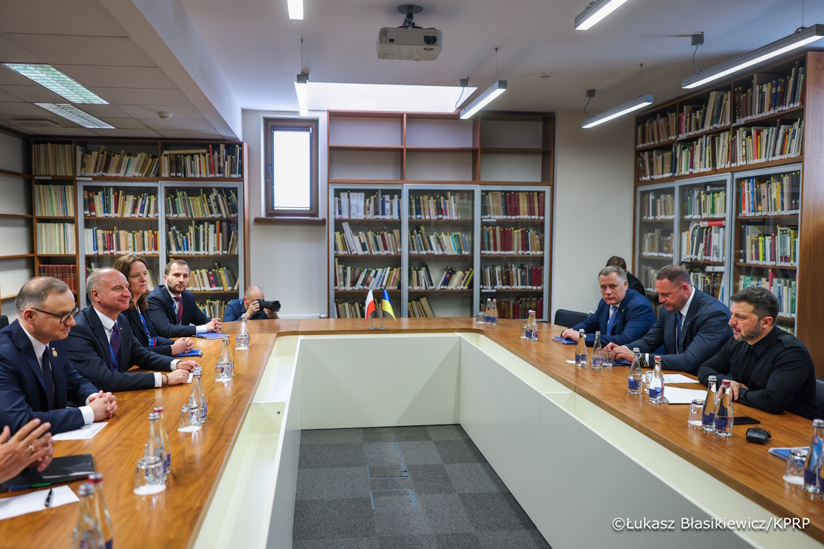Встреча президентов Польши и Украины в Вильнюсе