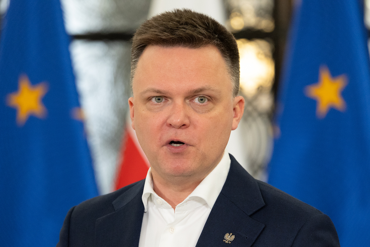Партия Головни после победы Навроцкого: Мы уважаем выбор