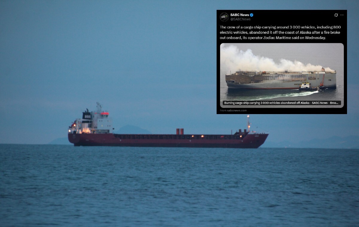 Płonący statek z 3 tys. aut na pokładzie u wybrzeży Alaski!