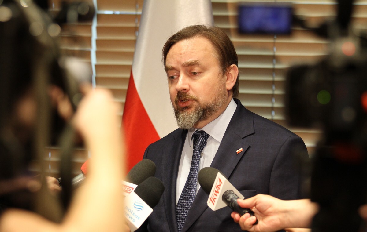 Szrot: Tych trzech panów to wspólnicy zbrodni na konstytucji
