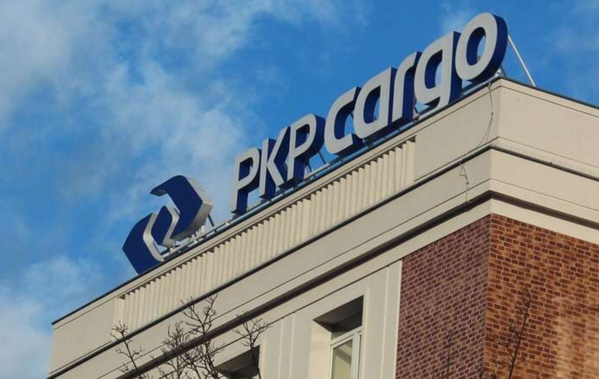 Лорек: Увольнения в PKP Cargo — это нож в спину польских семей