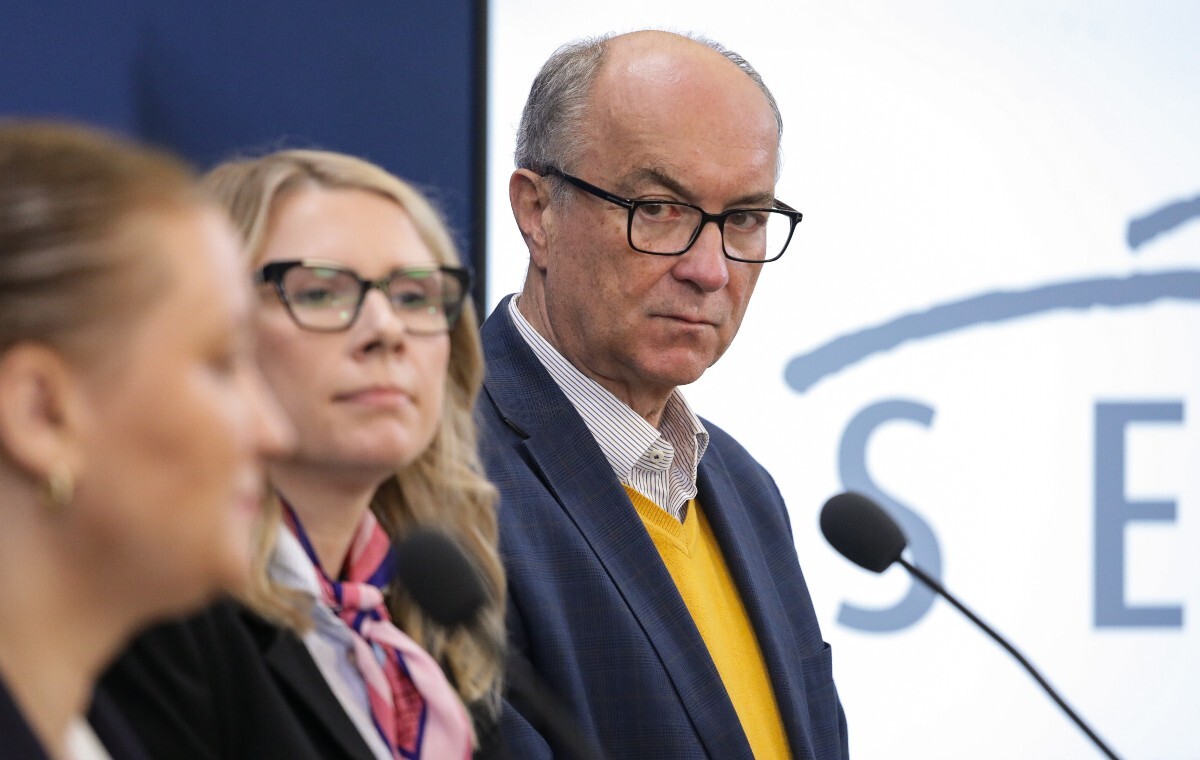 Nowa umowa koalicyjna? "Fanatyk co trzy dni zmienia zdanie"