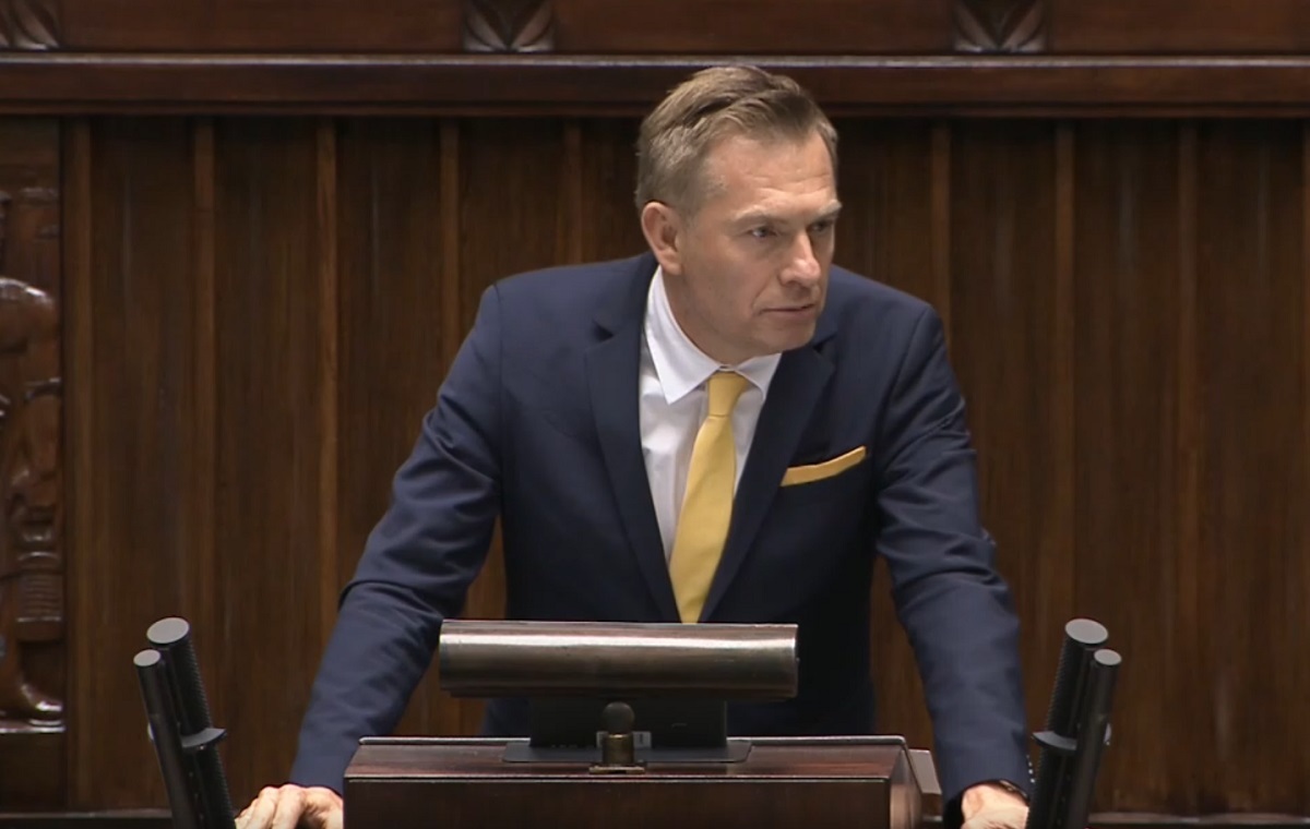 ONLY HERE. Will it be a spokesperson  for the Tusk government? He has submitted a resume
